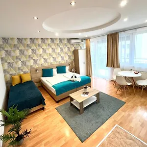 Appartamento Star With Free Parking, Budapest